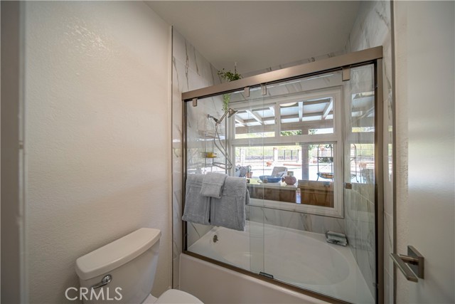 Detail Gallery Image 17 of 41 For 1550 N Viewcrest Dr, Azusa,  CA 91702 - 3 Beds | 2 Baths