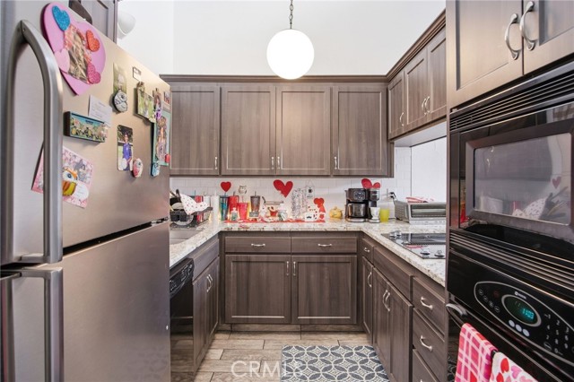 Detail Gallery Image 9 of 25 For 3350 M St #79,  Merced,  CA 95348 - 2 Beds | 2 Baths