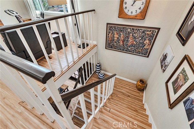 Detail Gallery Image 34 of 59 For 29857 Wistaria Valley, Canyon Country,  CA 91387 - 3 Beds | 3 Baths