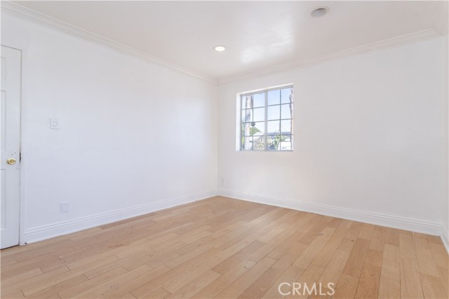 Detail Gallery Image 25 of 32 For 8855 Tyrone, Panorama City,  CA 91402 - 3 Beds | 2 Baths