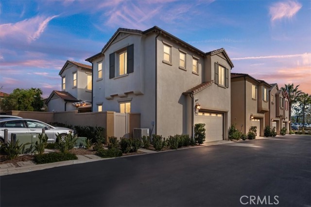 Detail Gallery Image 30 of 34 For 115 Primrose, Lake Forest,  CA 92610 - 4 Beds | 3/1 Baths