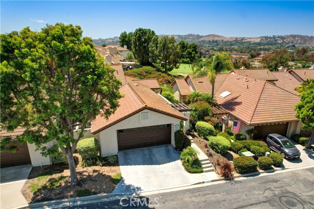 27237 Via Capri, San Juan Capistrano CA: https://media.crmls.org/medias/f0daf88b-5a1a-4404-b66a-2b97d7c4d82a.jpg