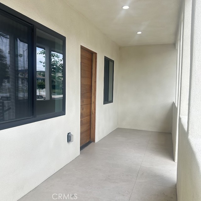 1167 N VIRGIL Avenue, Los Angeles CA: https://media.crmls.org/medias/f0db0023-435c-48e7-919c-165ea08abb67.jpg