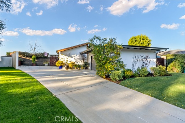 38 Montecillo Drive, Rolling Hills Estates, California 90274, 3 Bedrooms Bedrooms, ,2 BathroomsBathrooms,Residential,For Sale,Montecillo,OC24255439