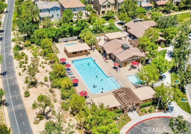 27531 Sunny Creek Drive, Valencia CA: https://media.crmls.org/medias/f0db22f7-dfbd-4206-91af-9eb90d8eae5f.jpg