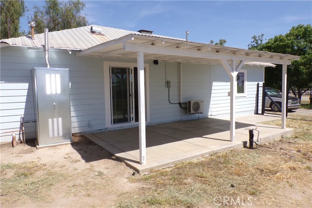 32426 Avenue D, Yucaipa CA: https://media.crmls.org/medias/f0dbd88d-a21b-45db-ad5f-92978a301a9e.jpg
