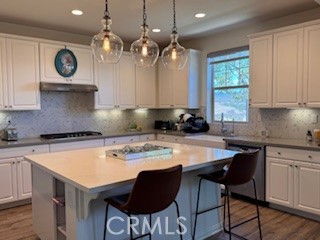 82 Majeza Court, Rancho Mission Viejo CA: https://media.crmls.org/medias/f0dcc05b-c76f-4d26-a563-c0092b20f34a.jpg