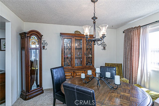 Detail Gallery Image 8 of 26 For 420 E Park Ave, Santa Maria,  CA 93454 - 4 Beds | 2 Baths