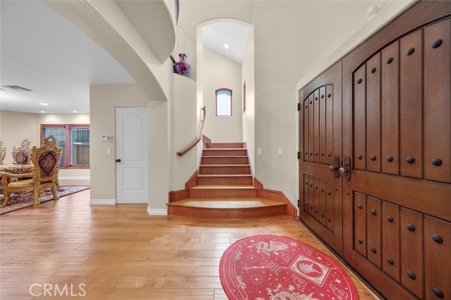 Detail Gallery Image 4 of 9 For 116 Termino Ave, Long Beach,  CA 90803 - 4 Beds | 4/1 Baths