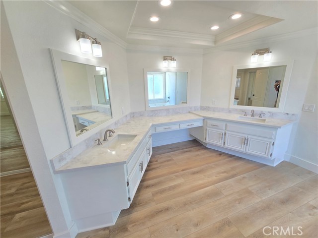 Detail Gallery Image 15 of 47 For 1013 Cannonade Cir, Costa Mesa,  CA 92626 - 5 Beds | 3 Baths