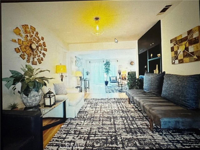 Detail Gallery Image 2 of 13 For 16816 Halper, Encino,  CA 91436 - 3 Beds | 2 Baths