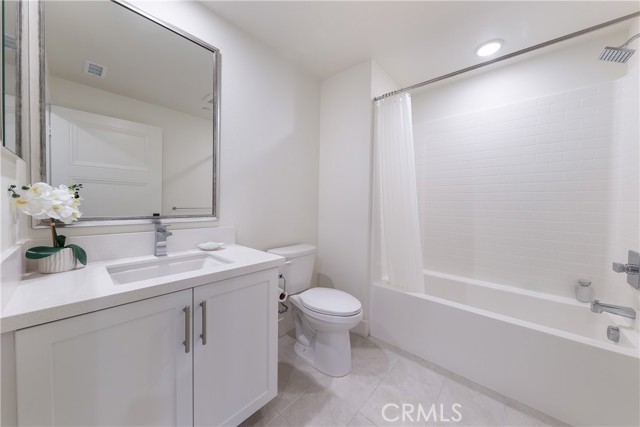 16235 Dawn Way, Tustin CA: https://media.crmls.org/medias/f0dee18a-b151-4313-b796-77e4c01e3085.jpg