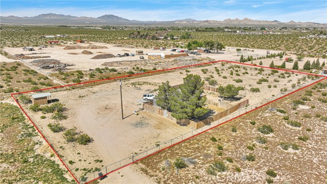 Detail Gallery Image 32 of 41 For 9989 Hope Ln, Lucerne Valley,  CA 92356 - 3 Beds | 1 Baths