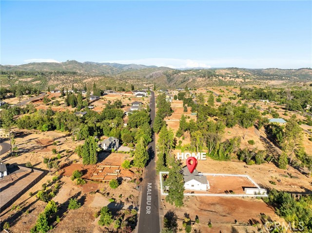 5000 Malibu Drive, Paradise CA: https://media.crmls.org/medias/f0e15ae4-cf1e-4cf0-9fe9-457743d1a3ea.jpg