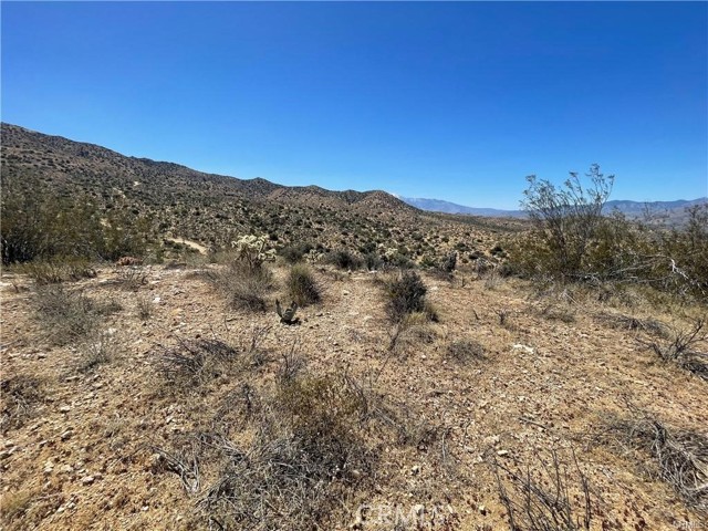 Detail Gallery Image 10 of 13 For 54589 Hoopa Trail, Yucca Valley,  CA 92284 - – Beds | – Baths