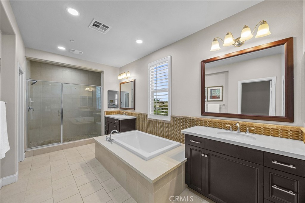 MLS #WS25158608 img 25