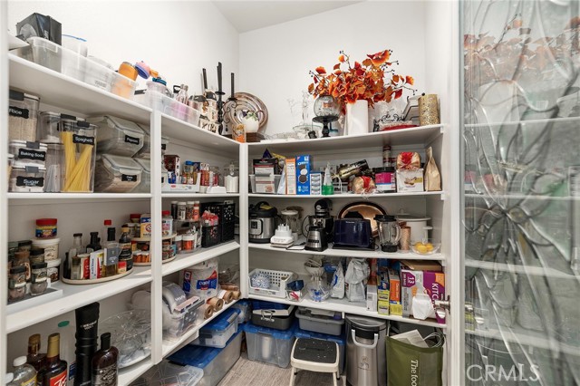 11360 Alton Drive, Corona CA: https://media.crmls.org/medias/f0e55bcb-9fa9-4d9a-a009-e0e9693284f6.jpg