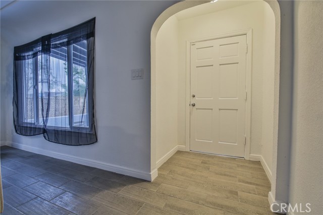 Detail Gallery Image 8 of 41 For 1814 W 68th St, Los Angeles,  CA 90047 - 3 Beds | 2 Baths