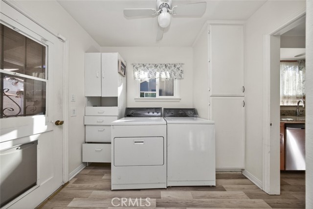 Detail Gallery Image 18 of 42 For 15439 Hart St, Van Nuys,  CA 91406 - – Beds | – Baths