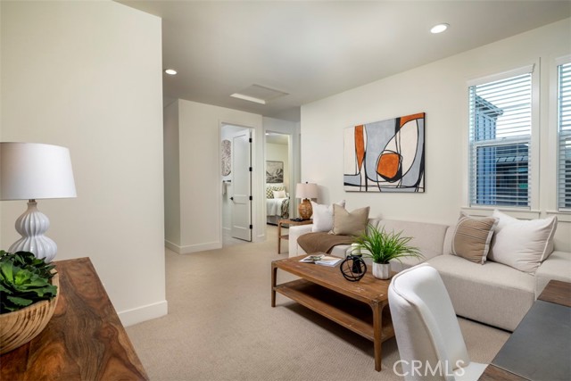 Detail Gallery Image 11 of 21 For 18013 Roch Ct, Fountain Valley,  CA 92708 - 3 Beds | 3/1 Baths
