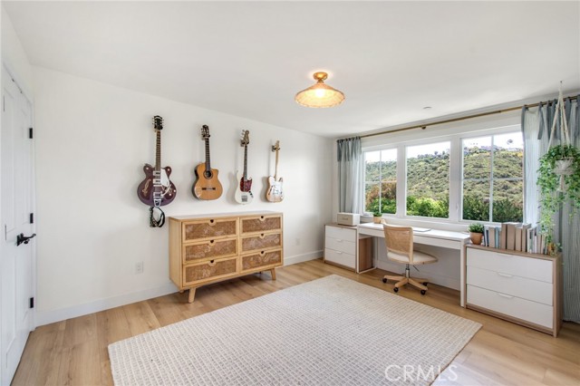 Detail Gallery Image 7 of 17 For 1445 Bluebird Canyon, Laguna Beach,  CA 92651 - 2 Beds | 1/1 Baths