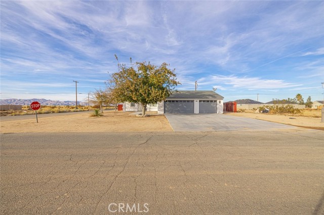 Detail Gallery Image 1 of 43 For 9301 Rea Ave, California City,  CA 93505 - 3 Beds | 2 Baths