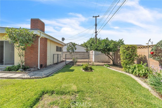 1503 S Broadmoor Avenue, West Covina CA: https://media.crmls.org/medias/f0e75c81-7ebc-451d-8cf4-ee7d79f30f5b.jpg