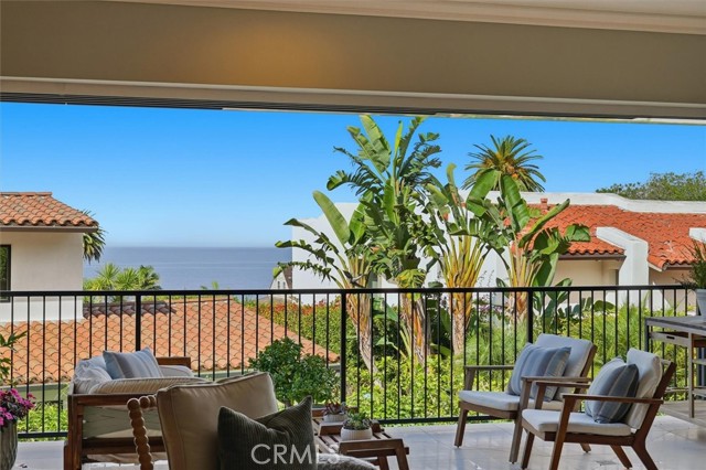 Detail Gallery Image 8 of 32 For 1609 via Montemar, Palos Verdes Estates,  CA 90274 - 4 Beds | 3 Baths