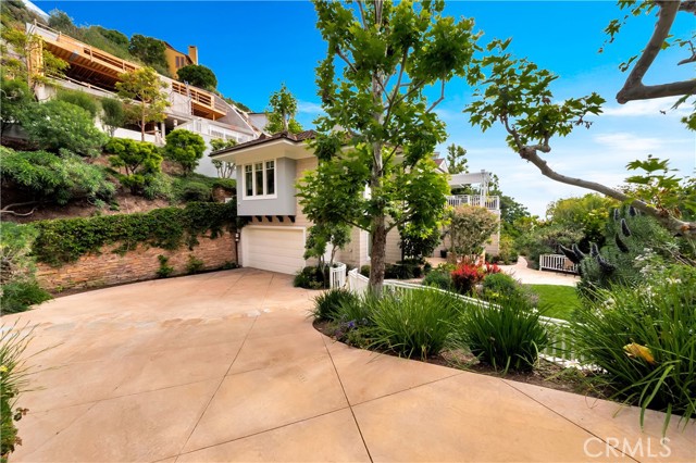 Detail Gallery Image 7 of 65 For 803 Gainsborough Dr, Laguna Beach,  CA 92651 - 3 Beds | 3/1 Baths