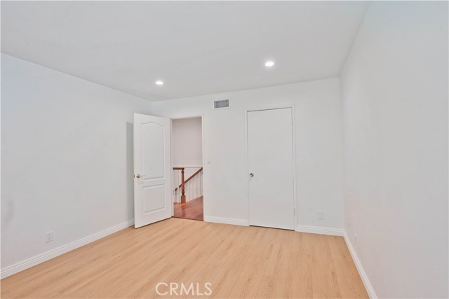 5819 Fairhaven Avenue, Woodland Hills CA: https://media.crmls.org/medias/f0e85bf4-e280-4217-92a9-8d93186df033.jpg