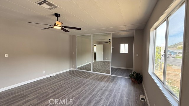 10079 Chisholm Trail, Cherry Valley CA: https://media.crmls.org/medias/f0e8b5d2-f105-42c3-b904-c842033f1def.jpg