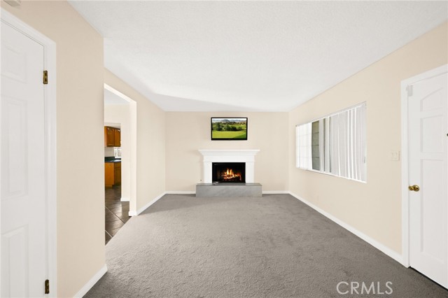 Detail Gallery Image 5 of 34 For 13275 17th, Chino,  CA 91710 - 3 Beds | 1 Baths