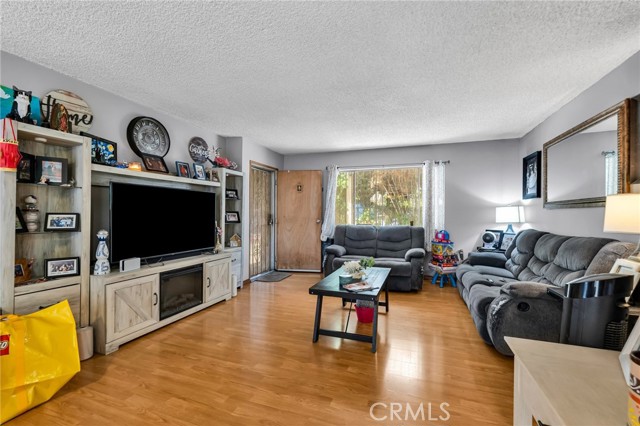 2660 Newell Street, County - Los Angeles CA: https://media.crmls.org/medias/f0ea4578-43ed-4ac2-a894-16b96f5360e2.jpg