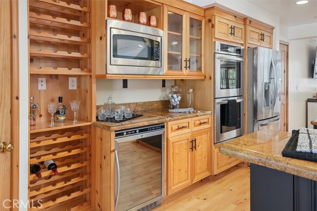 922 Carefree Drive, Simi Valley CA: https://media.crmls.org/medias/f0eac7a4-38d8-491b-87a5-676ac042b168.jpg