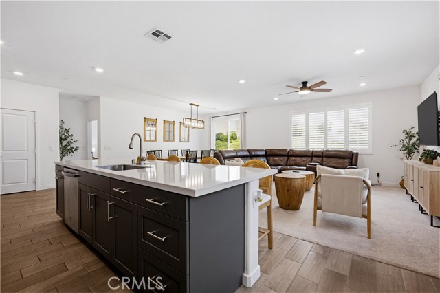 Detail Gallery Image 9 of 43 For 16746 Mistletoe, Fontana,  CA 92336 - 3 Beds | 2 Baths