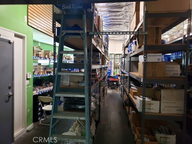 1011 Goodrich Boulevard, East Los Angeles, California 90022, ,Commercial Lease,For Rent,1011 Goodrich Boulevard,CRPF25008930