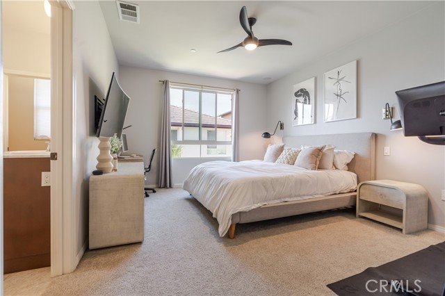 Detail Gallery Image 17 of 55 For 12017 Rock Creek Ct, Hawthorne,  CA 90250 - 4 Beds | 2/1 Baths