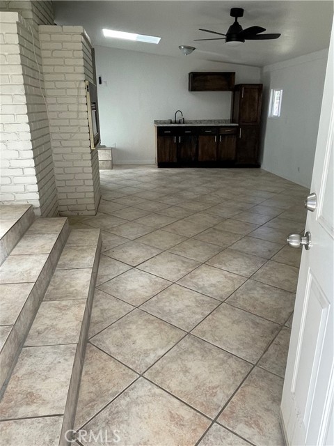 Detail Gallery Image 11 of 14 For 44446 Loneoak Ave, Lancaster,  CA 93534 - 3 Beds | 2 Baths