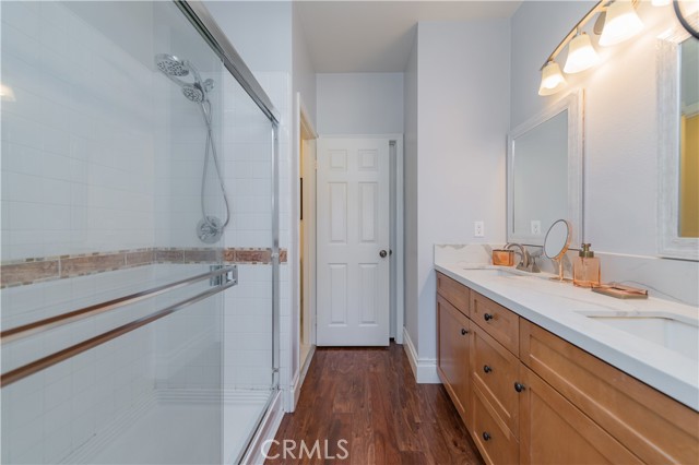 144 Coral Rose, Irvine CA: https://media.crmls.org/medias/f0ed6bb9-bee7-4756-b4e0-1009cb06b968.jpg