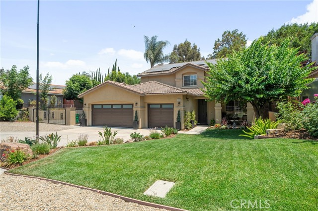 Detail Gallery Image 3 of 54 For 20188 Layton St, Corona,  CA 92881 - 5 Beds | 3 Baths
