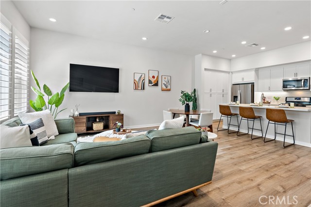 Detail Gallery Image 10 of 72 For 210 Alienta Ln, Rancho Mission Viejo,  CA 92694 - 2 Beds | 2/1 Baths