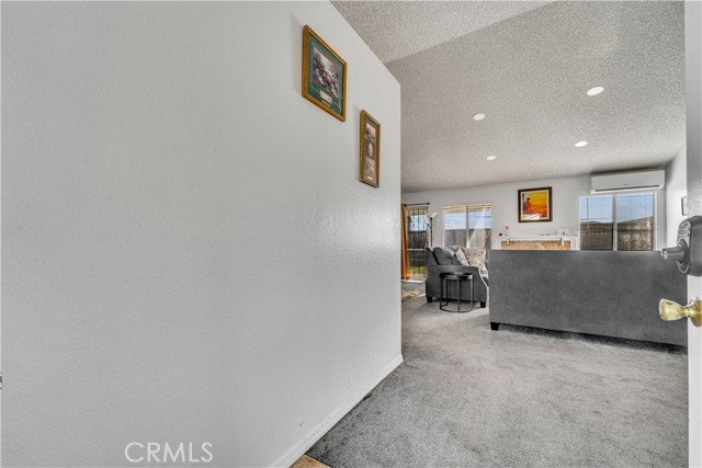 Detail Gallery Image 5 of 30 For 3817 Hatcher Pl, Rosamond,  CA 93560 - 3 Beds | 2 Baths