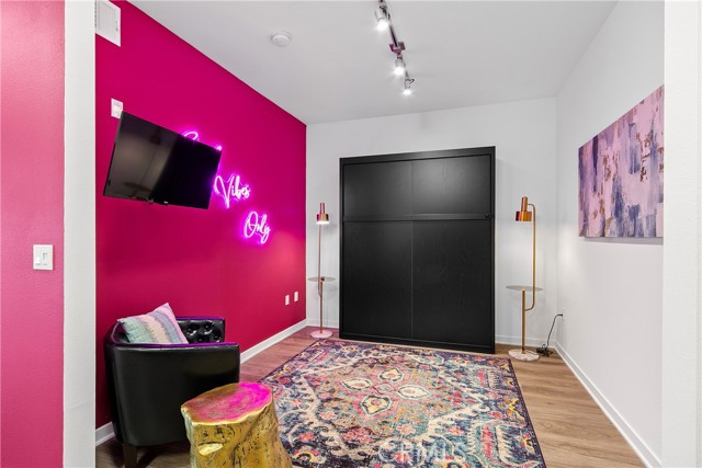 Detail Gallery Image 18 of 41 For 950 S Fairfax Ave #136,  Los Angeles,  CA 90048 - 2 Beds | 2 Baths