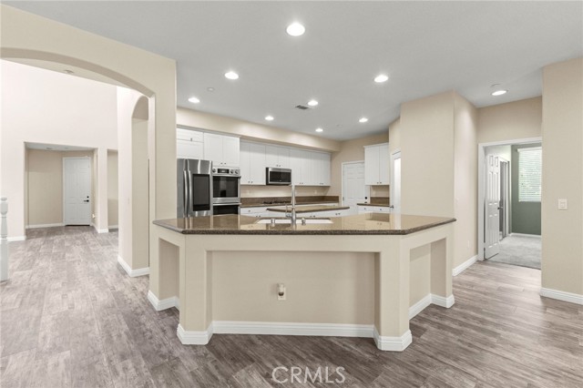 Detail Gallery Image 19 of 75 For 325 Deodar St, Redlands,  CA 92374 - 6 Beds | 4 Baths