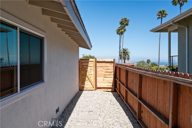 Detail Gallery Image 38 of 43 For 1719 Pescadores Ave, San Pedro,  CA 90732 - 4 Beds | 2 Baths