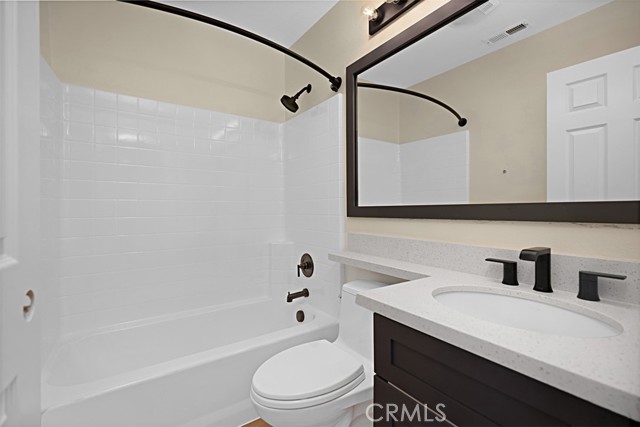 Detail Gallery Image 9 of 20 For 21 Tulare Dr, Aliso Viejo,  CA 92656 - 3 Beds | 2/1 Baths