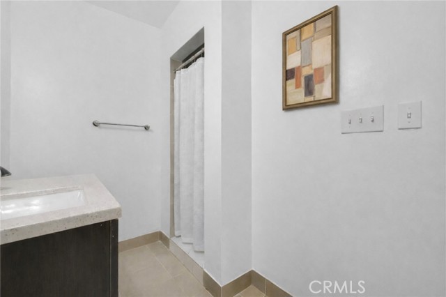 Detail Gallery Image 17 of 20 For 449 E Haltern, Glendora,  CA 91740 - 4 Beds | 2/1 Baths