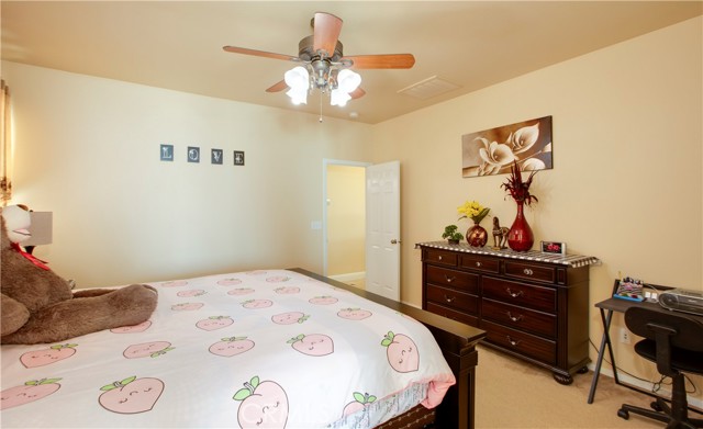 Detail Gallery Image 22 of 32 For 4306 S Fulgham St, Visalia,  CA 93277 - 4 Beds | 2 Baths