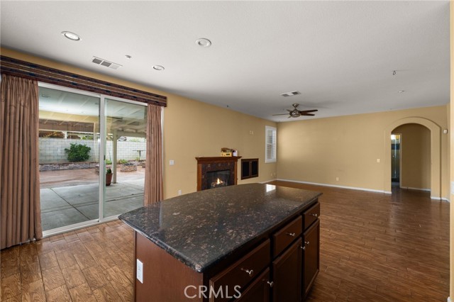 Detail Gallery Image 9 of 32 For 14964 Pepperdine Dr, Fontana,  CA 92336 - 4 Beds | 3 Baths