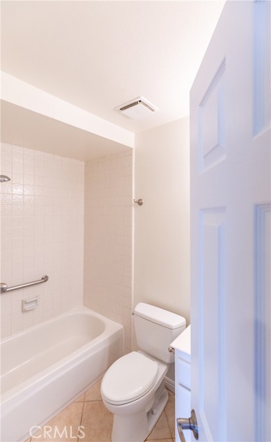 Detail Gallery Image 32 of 44 For 270 Creekwood Ct, Brea,  CA 92821 - 3 Beds | 2 Baths